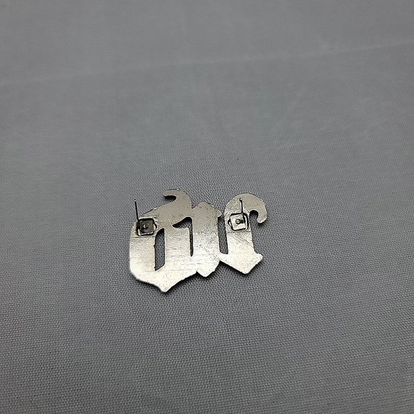 Urban Decay Logo Pin - Picture 4 of 6